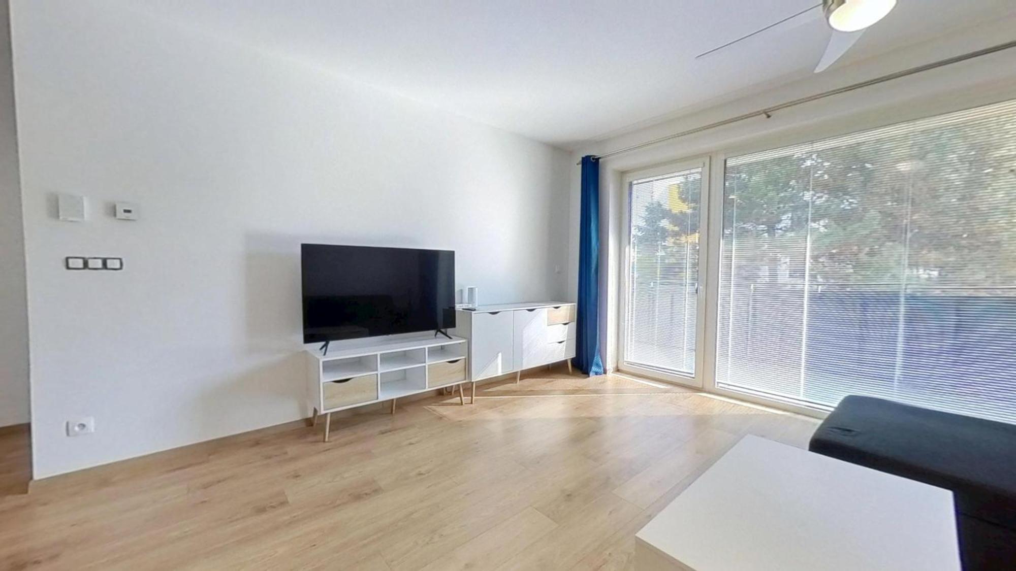 Air-Conditioned 2 Room Apartment, With Terrace, Rovinka 203 Exterior foto